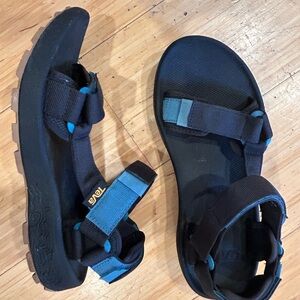 Hydratek Men’s Black and Teal Sandals